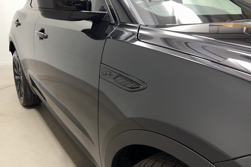 2023 (73) JAGUAR E-PACE 2.0 D200 R-Dynamic SE Black 5dr Auto 5881321