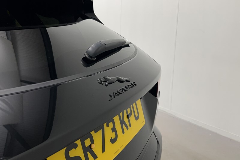 2023 (73) JAGUAR E-PACE 2.0 D200 R-Dynamic SE Black 5dr Auto 5881317