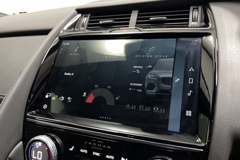 2023 (73) JAGUAR E-PACE 2.0 D200 R-Dynamic SE Black 5dr Auto 5881299
