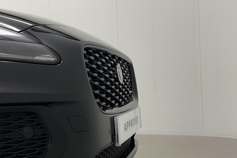 2023 (73) JAGUAR E-PACE 2.0 D200 R-Dynamic SE Black 5dr Auto 5881323