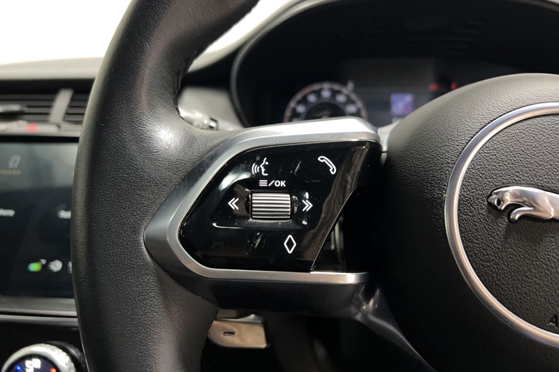 2023 (73) JAGUAR E-PACE 2.0 D200 R-Dynamic SE Black 5dr Auto 5881294