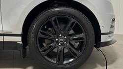 2021 (21) LAND ROVER RANGE ROVER VELAR 2.0 D200 Edition 5dr Auto 5901228