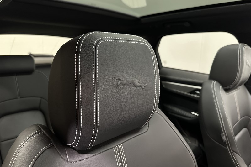 2023 (73) JAGUAR F-PACE 2.0 D200 R-Dynamic SE Black 5dr Auto AWD 5901426