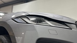 2023 (73) JAGUAR F-PACE 2.0 D200 R-Dynamic SE Black 5dr Auto AWD 5901458