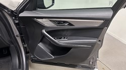 2023 (73) JAGUAR F-PACE 2.0 D200 R-Dynamic SE Black 5dr Auto AWD 5901418