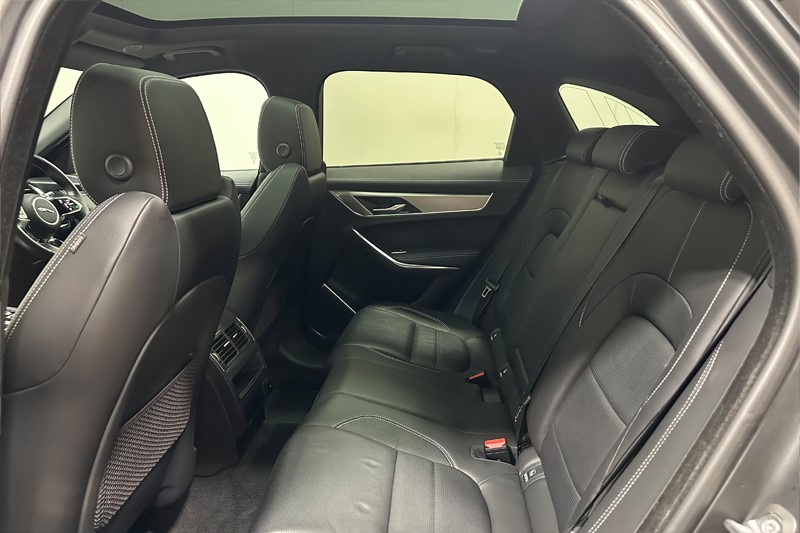 2023 (73) JAGUAR F-PACE 2.0 D200 R-Dynamic SE Black 5dr Auto AWD 5901409