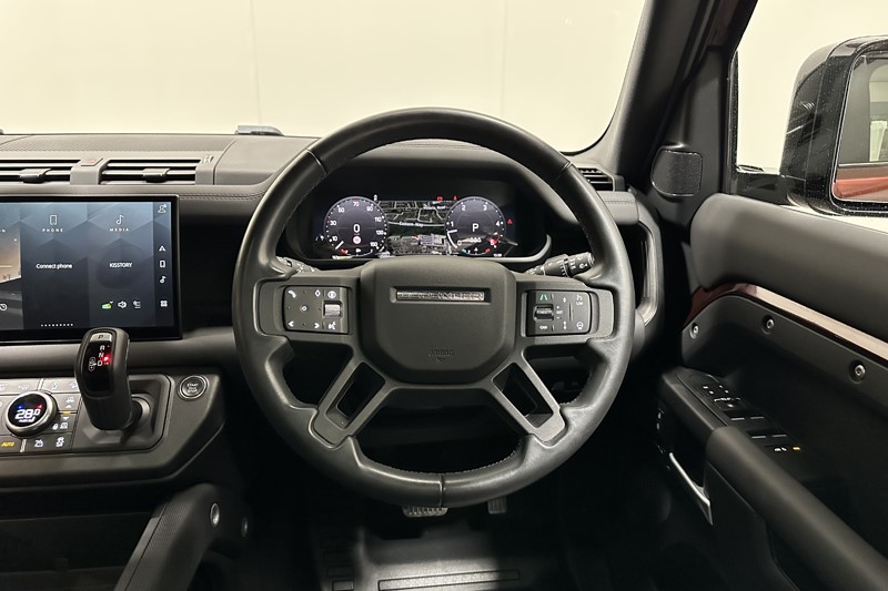 2024 (74) LAND ROVER DEFENDER 3.0 D350 Outbound 130 5dr Auto 5867071