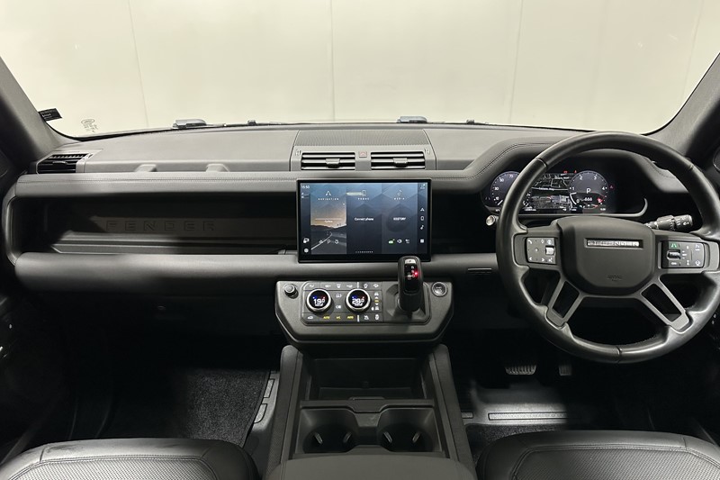 2024 (74) LAND ROVER DEFENDER 3.0 D350 Outbound 130 5dr Auto 5867070