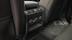 2024 (74) LAND ROVER DEFENDER 3.0 D350 Outbound 130 5dr Auto 5867105