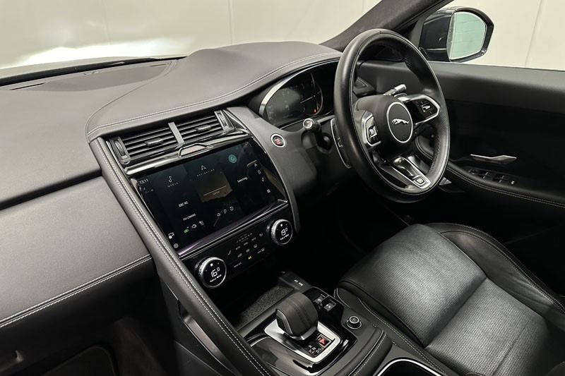 2021 (21) JAGUAR E-PACE 2.0 D165 R-Dynamic S 5dr Auto 5877808