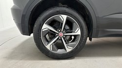 2021 (21) JAGUAR E-PACE 2.0 D165 R-Dynamic S 5dr Auto 5877785