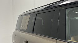 2023 (73) LAND ROVER DEFENDER 3.0 D250 X-Dynamic SE 110 5dr Auto 5876447