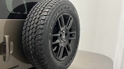 2023 (73) LAND ROVER DEFENDER 3.0 D250 X-Dynamic SE 110 5dr Auto 5876449