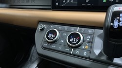2023 (73) LAND ROVER DEFENDER 3.0 D250 X-Dynamic SE 110 5dr Auto 5876439