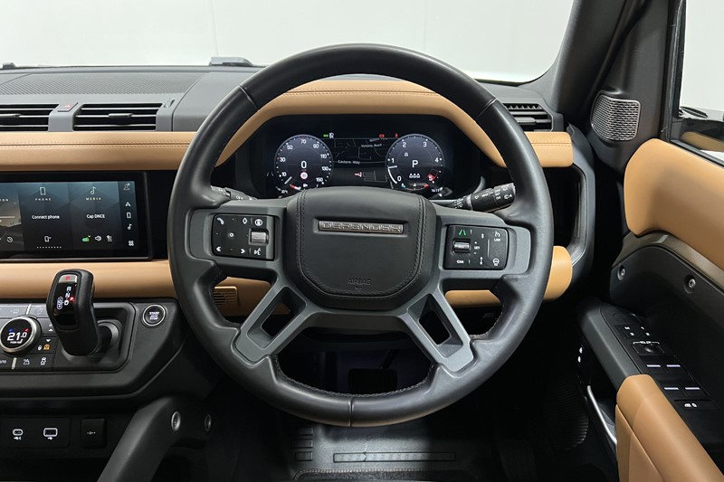 2023 (73) LAND ROVER DEFENDER 3.0 D250 X-Dynamic SE 110 5dr Auto 5876464