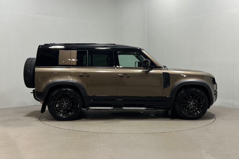 2023 (73) LAND ROVER DEFENDER 3.0 D250 X-Dynamic SE 110 5dr Auto 5876421