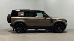 2023 (73) LAND ROVER DEFENDER 3.0 D250 X-Dynamic SE 110 5dr Auto 5876421