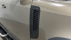 2023 (73) LAND ROVER DEFENDER 3.0 D250 X-Dynamic SE 110 5dr Auto 5876426