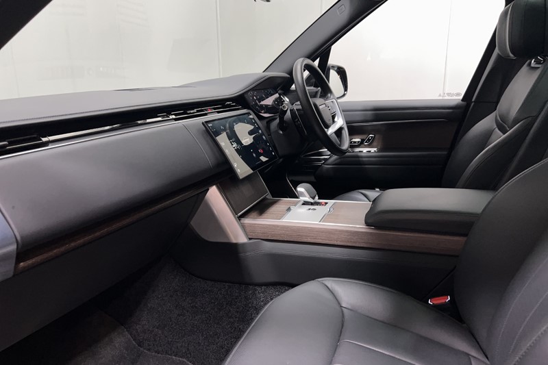 2025 (74) LAND ROVER RANGE ROVER 3.0 P460e Autobiography LWB 4dr Auto 5880380