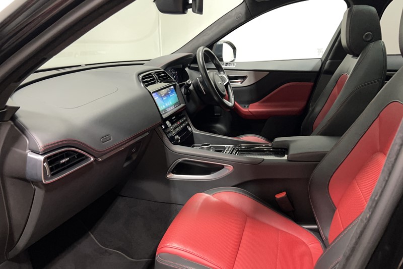 2020 (20) JAGUAR F-PACE 2.0d [180] Chequered Flag 5dr Auto AWD 5881586