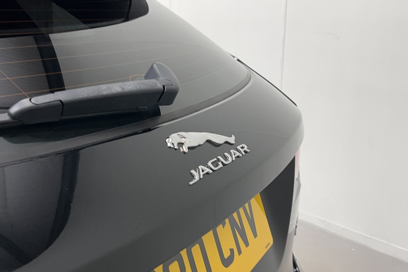 2020 (20) JAGUAR F-PACE 2.0d [180] Chequered Flag 5dr Auto AWD 5881599