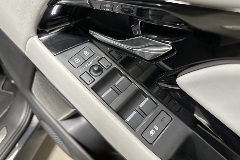 2025 (25) LAND ROVER RANGE ROVER EVOQUE 2.0 D200 Autobiography 5dr Auto [Revised] 5871265