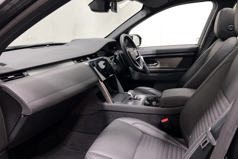 2025 (25) LAND ROVER DISCOVERY SPORT 2.0 D200 Dynamic HSE 5dr Auto [7 Seat] 5880446