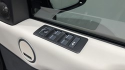 2026 (26) LAND ROVER DISCOVERY 3.0 D350 Tempest 5dr Auto 5879857