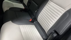 2026 (26) LAND ROVER DISCOVERY 3.0 D350 Tempest 5dr Auto 5879886