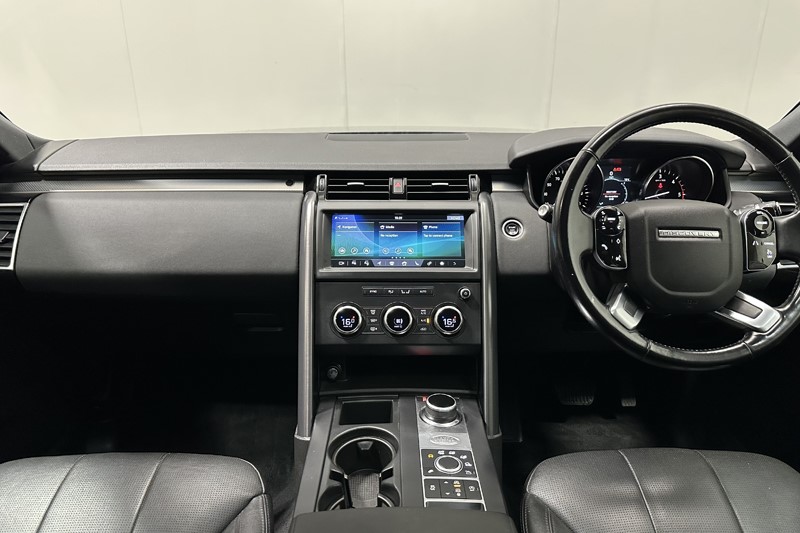 2020 (70) LAND ROVER DISCOVERY 3.0 SD6 Landmark Edition 5dr Auto 5890643