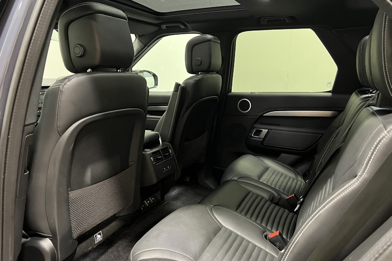 2023 (73) LAND ROVER DISCOVERY 3.0 D300 Dynamic SE 5dr Auto 5895232