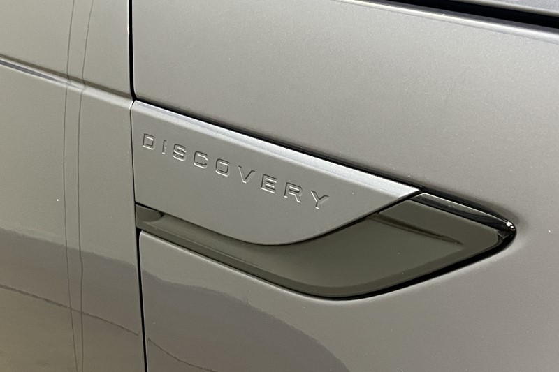 2023 (73) LAND ROVER DISCOVERY 3.0 D300 Dynamic SE 5dr Auto 5895235