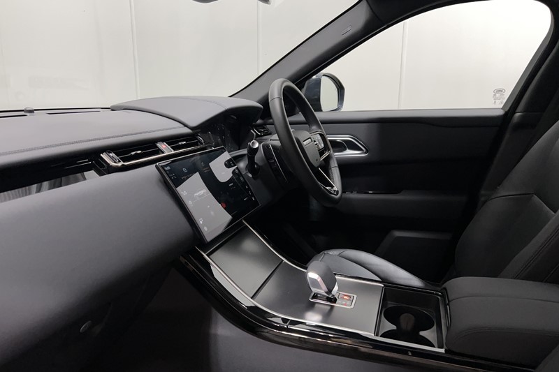 2026 (26) LAND ROVER RANGE ROVER VELAR 2.0 D200 MHEV Dynamic SE 5dr Auto 5881705