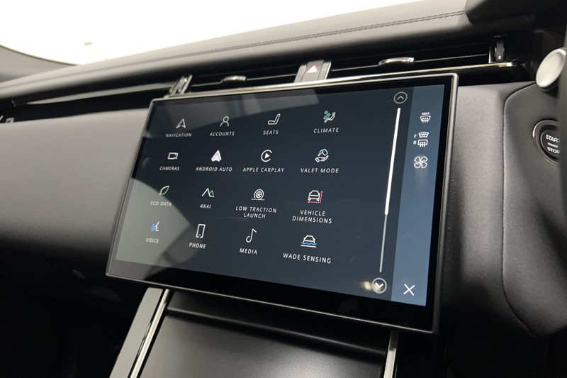 2026 (26) LAND ROVER RANGE ROVER VELAR 2.0 D200 MHEV Dynamic SE 5dr Auto 5881701