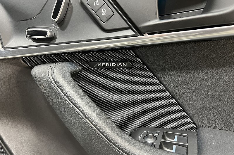 2021 (21) JAGUAR F-TYPE 2.0 P300 R-Dynamic 2dr Auto 5878049
