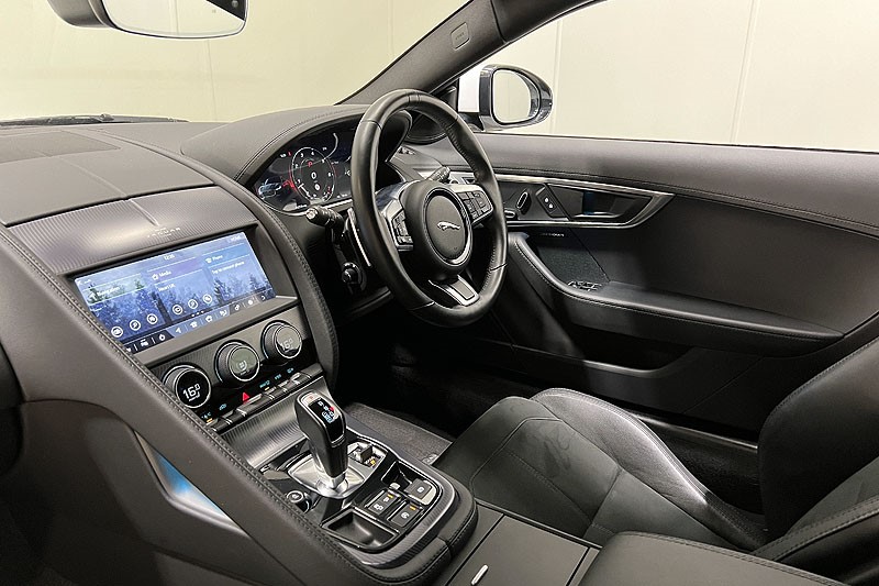 2021 (21) JAGUAR F-TYPE 2.0 P300 R-Dynamic 2dr Auto 5878076