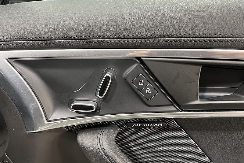 2021 (21) JAGUAR F-TYPE 2.0 P300 R-Dynamic 2dr Auto 5878050