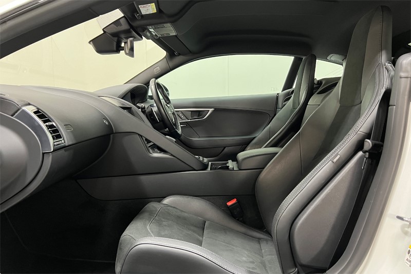 2021 (21) JAGUAR F-TYPE 2.0 P300 R-Dynamic 2dr Auto 5878040
