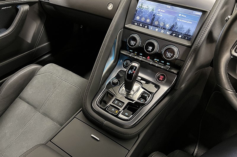 2021 (21) JAGUAR F-TYPE 2.0 P300 R-Dynamic 2dr Auto 5878060