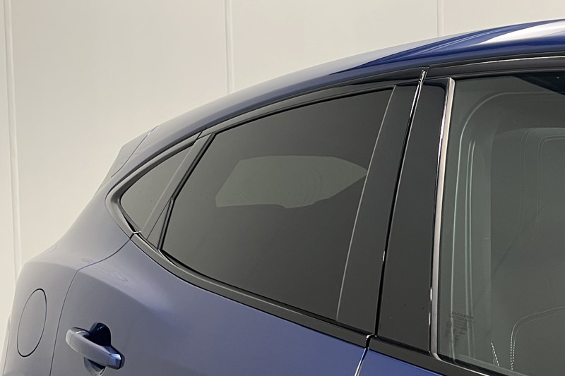 2023 (23) JAGUAR E-PACE 1.5 P300e R-Dynamic S 5dr Auto 5908515