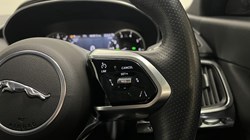2023 (23) JAGUAR E-PACE 1.5 P300e R-Dynamic S 5dr Auto 5908544
