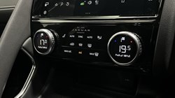 2023 (23) JAGUAR E-PACE 1.5 P300e R-Dynamic S 5dr Auto 5908540