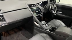 2023 (23) JAGUAR E-PACE 1.5 P300e R-Dynamic S 5dr Auto 5908512