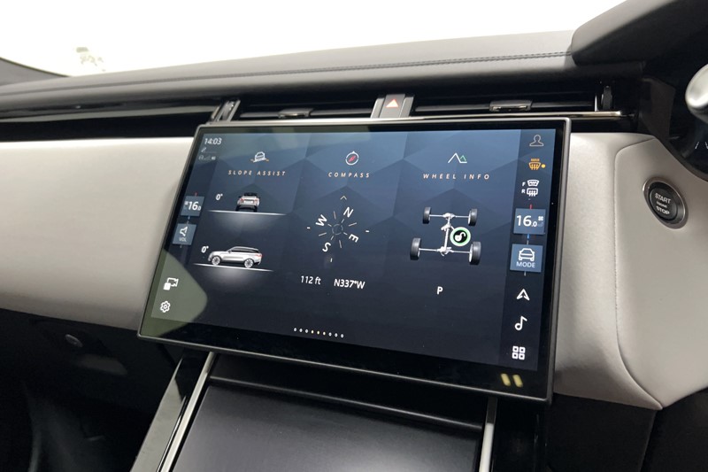 2025 (25) LAND ROVER RANGE ROVER VELAR 2.0 D200 MHEV Dynamic SE 5dr Auto 5880195