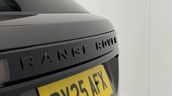 2025 (25) LAND ROVER RANGE ROVER VELAR 2.0 D200 MHEV Dynamic SE 5dr Auto 5880215