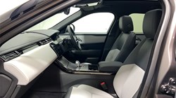 2025 (25) LAND ROVER RANGE ROVER VELAR 2.0 D200 MHEV Dynamic SE 5dr Auto 5880171