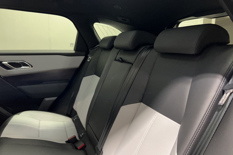 2025 (25) LAND ROVER RANGE ROVER VELAR 2.0 D200 MHEV Dynamic SE 5dr Auto 5880206