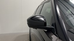2025 (25) LAND ROVER RANGE ROVER VELAR 2.0 D200 MHEV Dynamic SE 5dr Auto 5880218