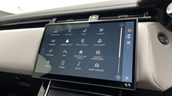 2025 (25) LAND ROVER RANGE ROVER VELAR 2.0 D200 MHEV Dynamic SE 5dr Auto 5880199