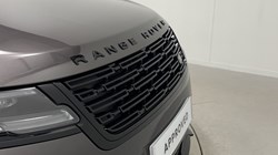 2025 (25) LAND ROVER RANGE ROVER VELAR 2.0 D200 MHEV Dynamic SE 5dr Auto 5880221